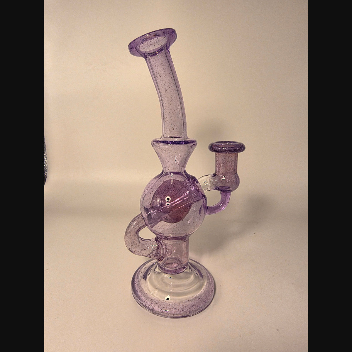 Vaspeglass CFL-reactive potion ball rig.