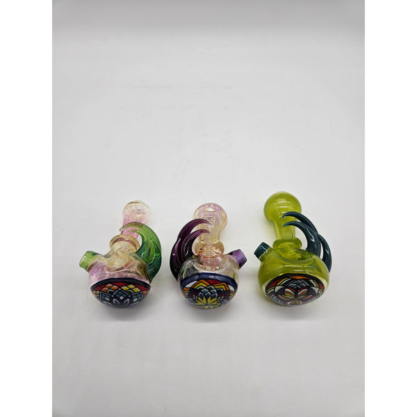 Freeekglass fume filla spoons in Purple Horns, Green Horns, and Limedrop.