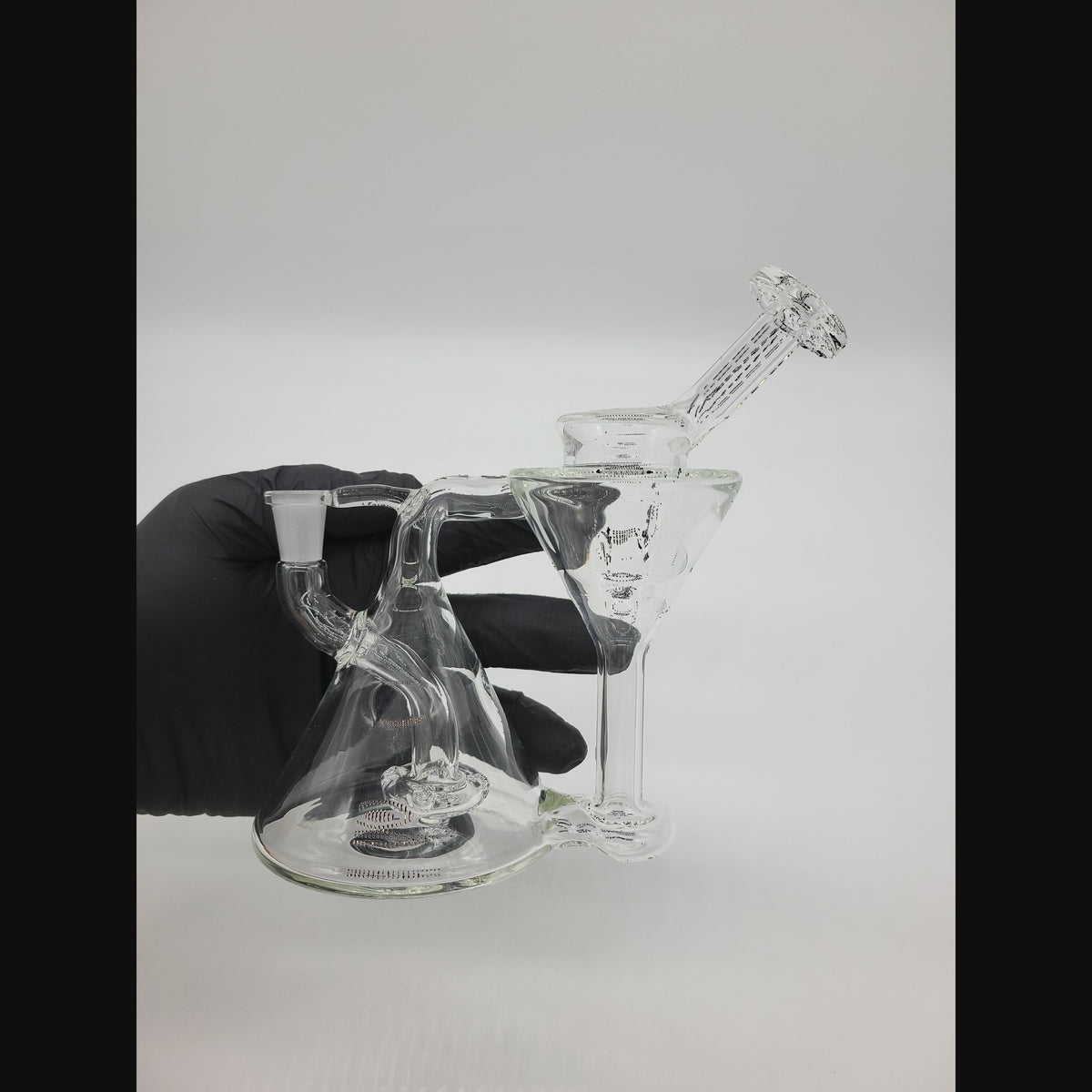 Rowdy Glass clear recycler barrel rigs.